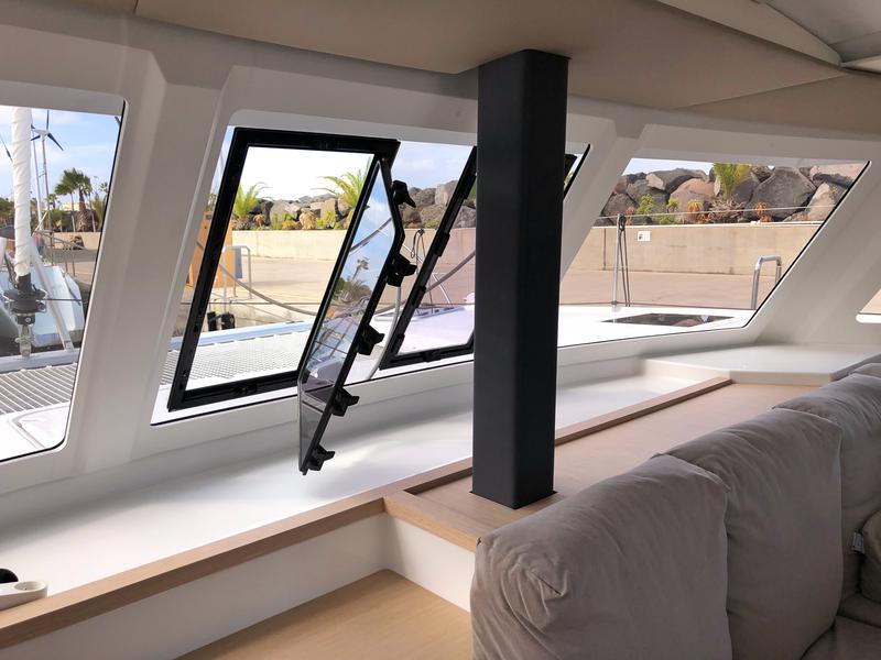 Book yachts online - catamaran - Lucia 40 - Aquila (!!!from Monday!) - rent