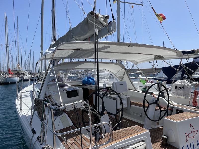 Book yachts online - sailboat - Hanse 415 - Nord Star (!!!from Monday!)) - rent