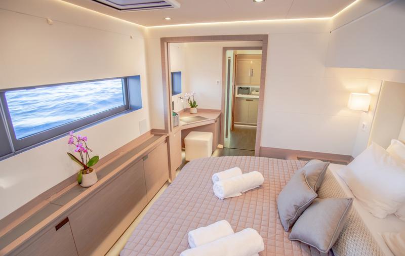 Book yachts online - powercatamaran - Fountaine Pajot Power 67 - nessun nome - rent