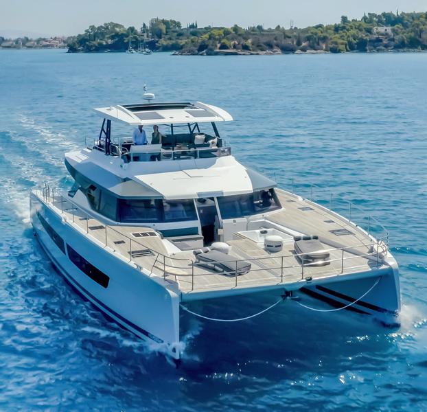 Book yachts online - powercatamaran - Fountaine Pajot Power 67 - nessun nome - rent