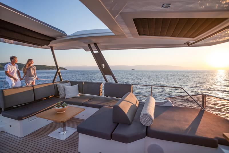 Book yachts online - powercatamaran - Fountaine Pajot Power 67 - nessun nome - rent
