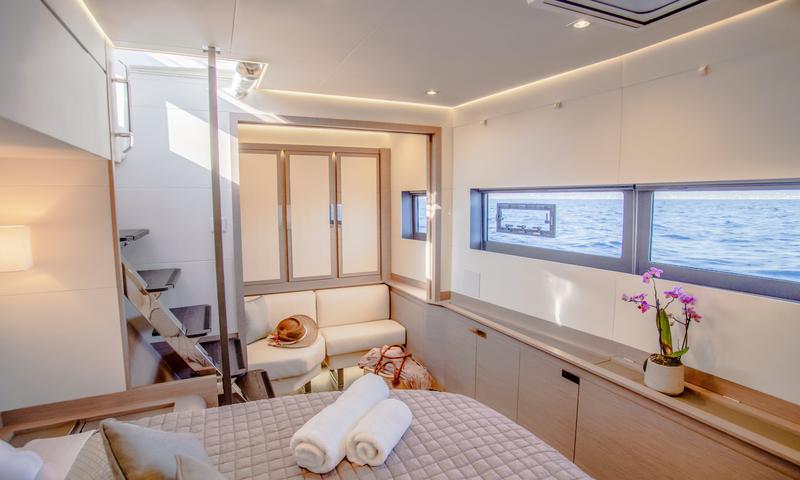 Book yachts online - powercatamaran - Fountaine Pajot Power 67 - nessun nome - rent