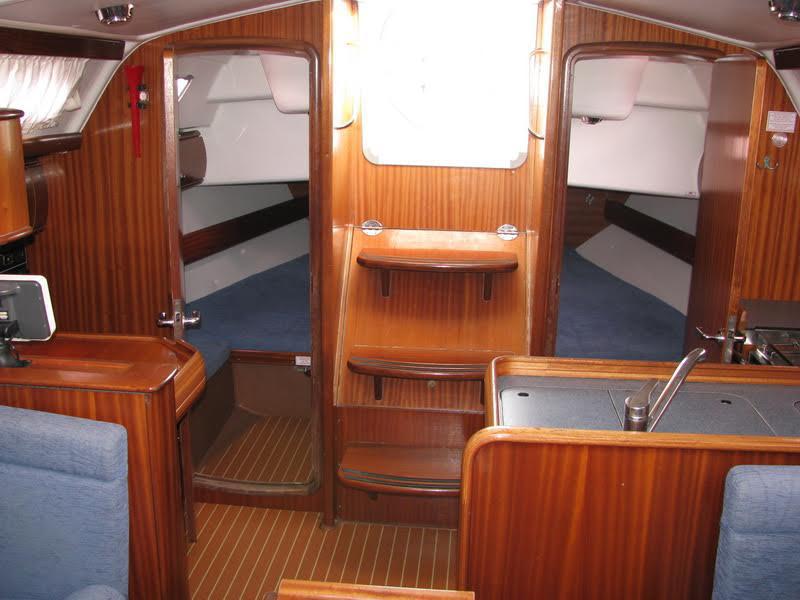 Book yachts online - sailboat - Bavaria 36 - Diana - rent