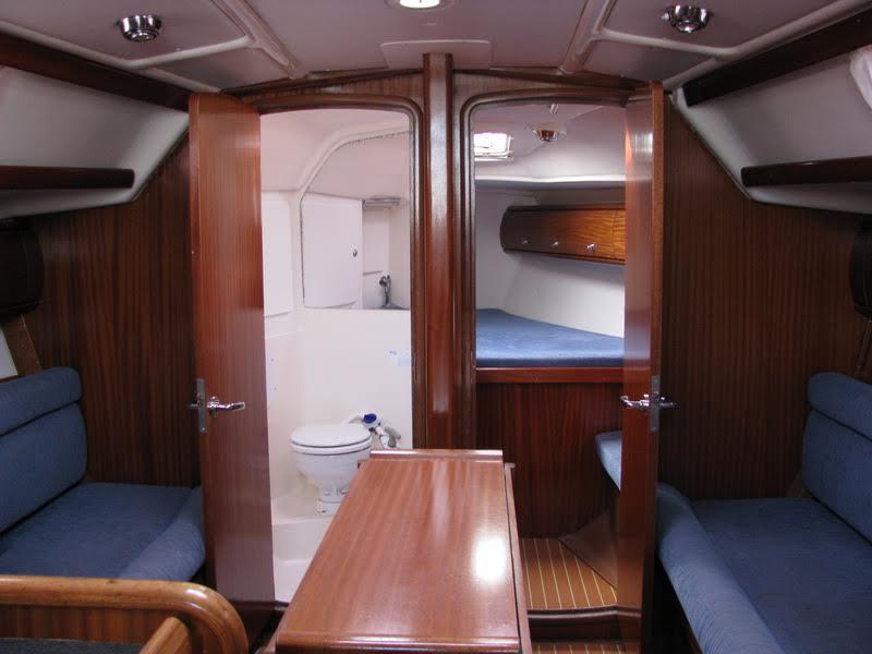 Book yachts online - sailboat - Bavaria 36 - Diana - rent