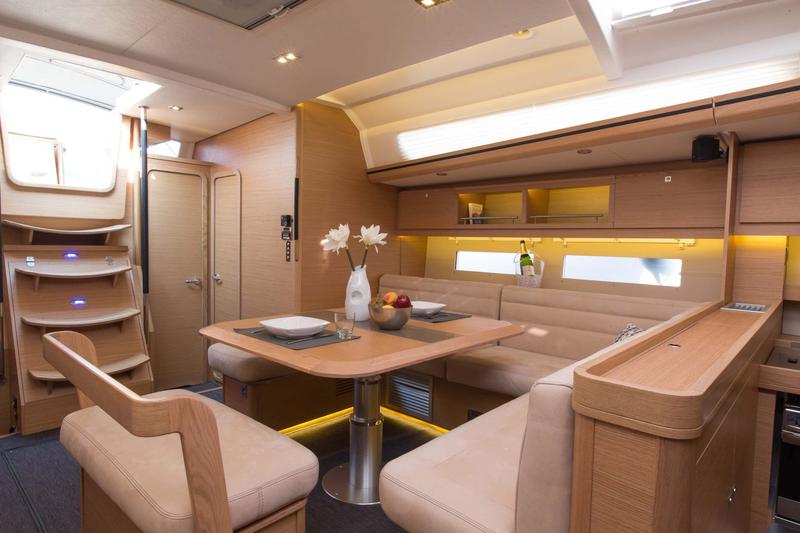 Book yachts online - sailboat - Dufour 56 Exclusive - INVICTUS - rent