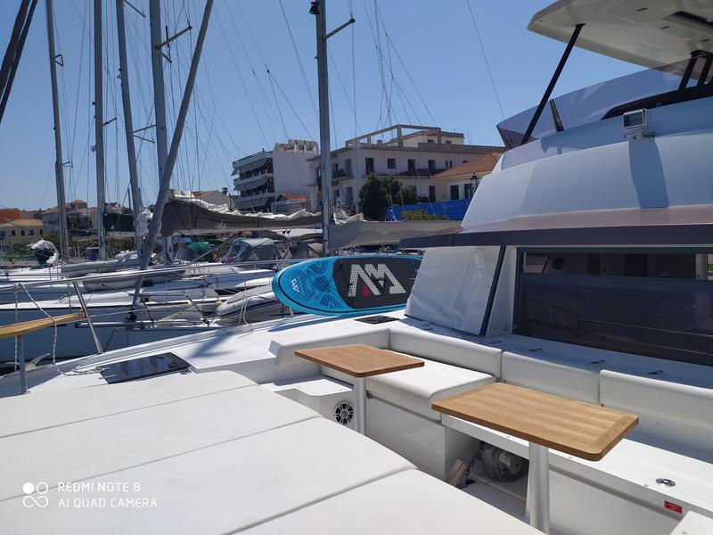 Book yachts online - powercatamaran - Bali 4.3 MY - Flying Dream  - rent