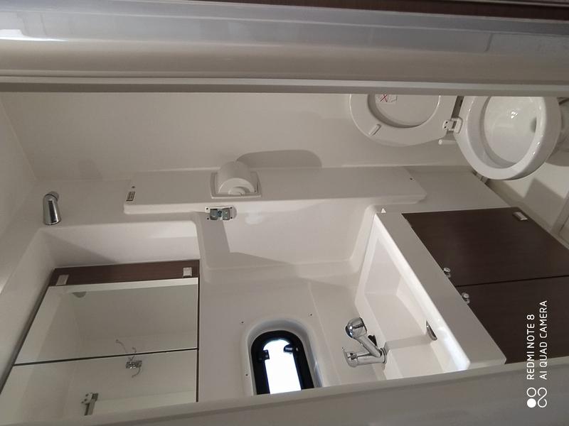 Book yachts online - powercatamaran - Bali 4.3 MY - Flying Dream  - rent