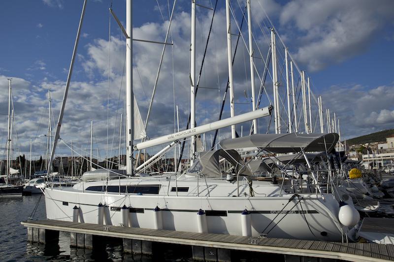 Book yachts online - sailboat - Bavaria 46 Cruiser - Avatar - rent