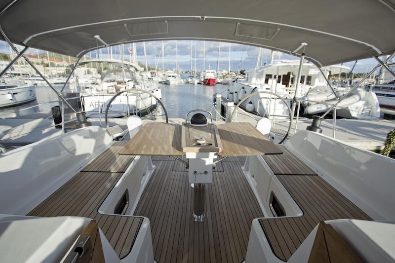 Book yachts online - sailboat - Bavaria 46 Cruiser - Avatar - rent