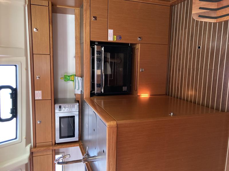 Book yachts online - sailboat - Bavaria 37 Cruiser - Hanni - rent