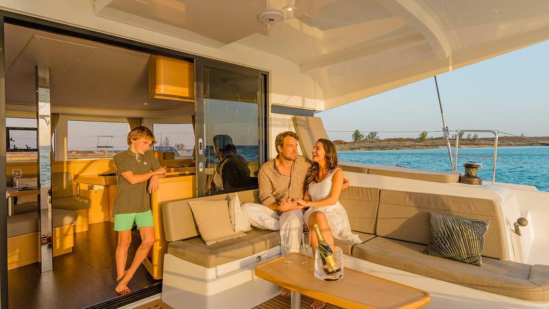 Book yachts online - catamaran - Lagoon 42 - Lagoon 42 (2018) - rent