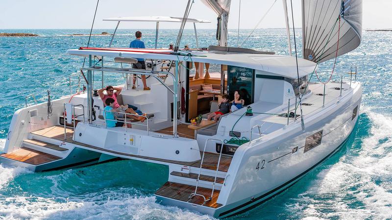 Book yachts online - catamaran - Lagoon 42 - Lagoon 42 (2018) - rent