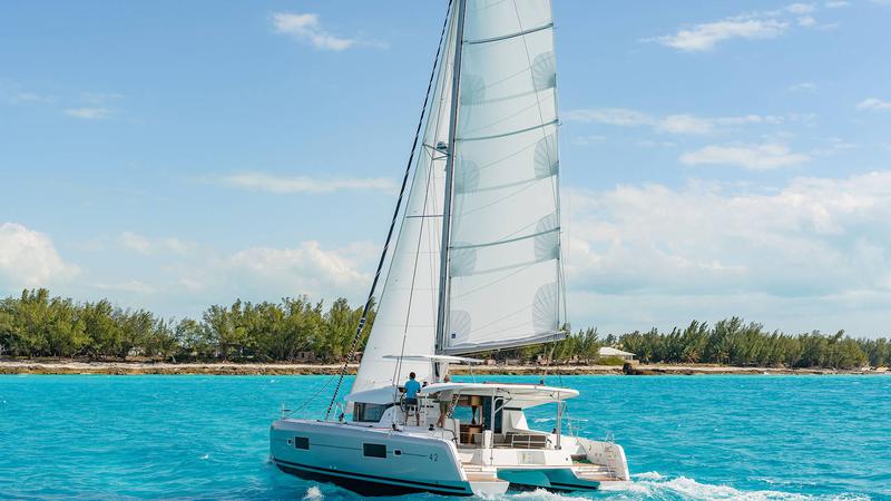 Book yachts online - catamaran - Lagoon 42 - Lagoon 42 (2018) - rent