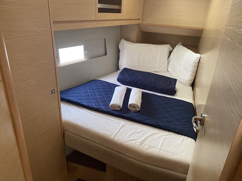 Book yachts online - sailboat - Dufour 470 - Virgo - rent