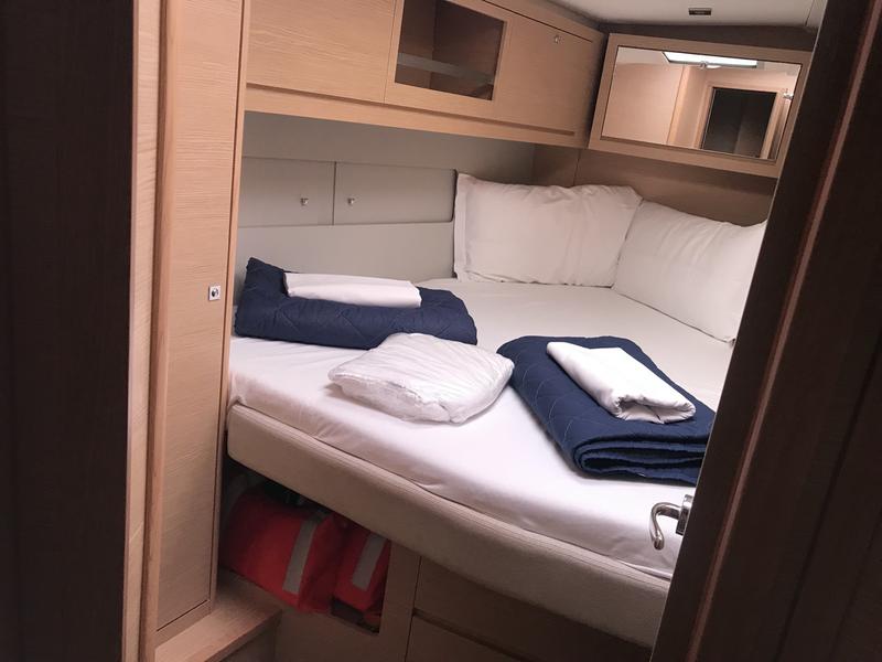 Book yachts online - sailboat - Dufour 530 - Cervantes - rent