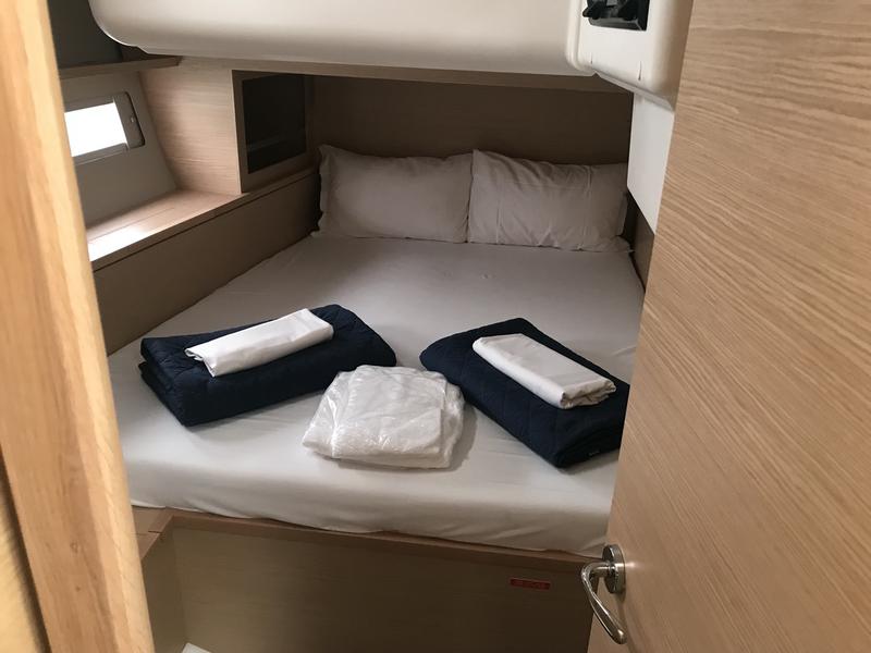 Book yachts online - sailboat - Dufour 530 - Cervantes - rent