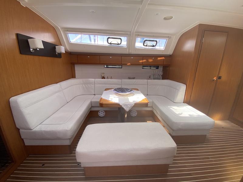 Book yachts online - sailboat - Bavaria Cruiser 51 - Rutilicus - rent