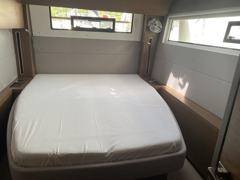 Book yachts online - catamaran - Lagoon 50 - Croda Rossa - rent