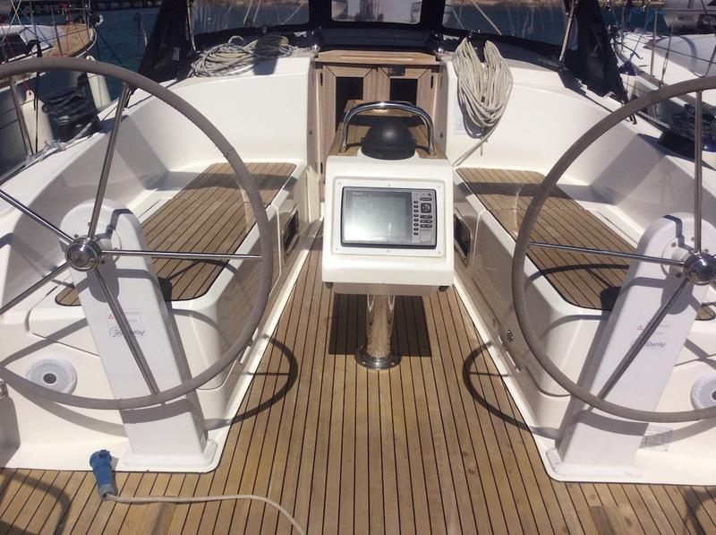 Book yachts online - sailboat - Bavaria Cr 37 - Elnath - rent