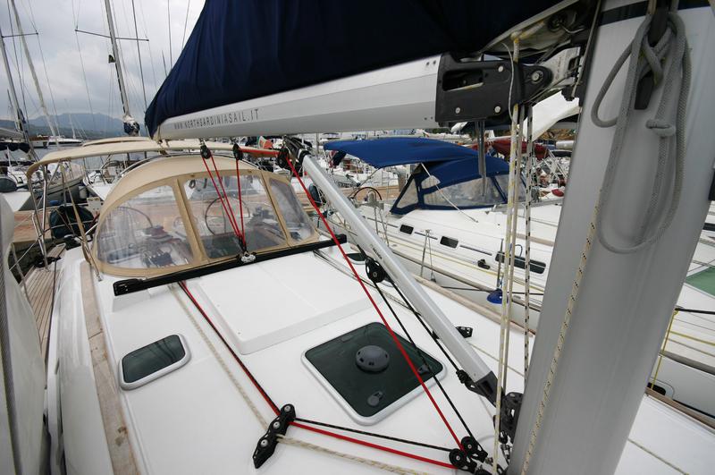 Book yachts online - sailboat - Sun Odyssey 42i - Nihal - rent