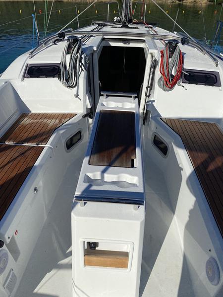 Book yachts online - sailboat - Oceanis 34.1 - Angelica - rent
