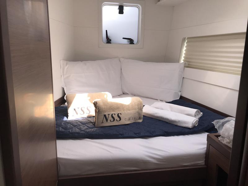 Book yachts online - catamaran - Lagoon 40 - Freccia (WM, Inverter) - rent