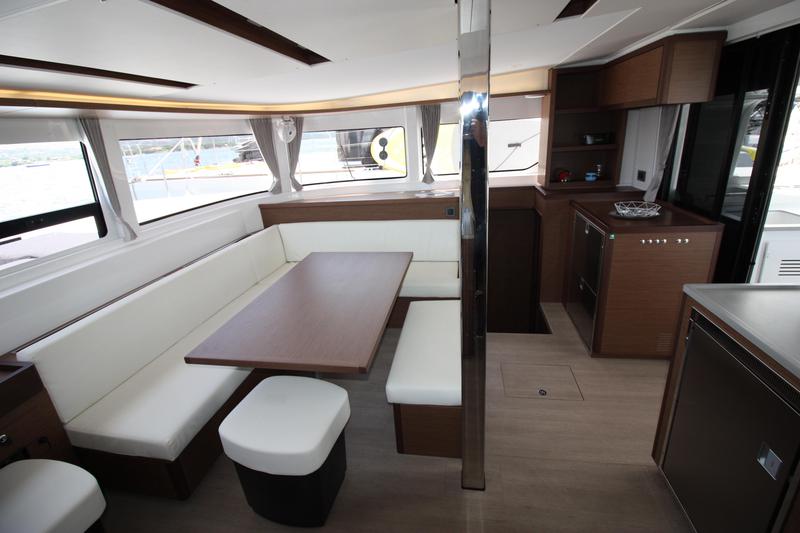 Book yachts online - catamaran - Lagoon 46 - Westerlund (GND) (A/C, WM, Generator, Inverter 12/220V) - rent