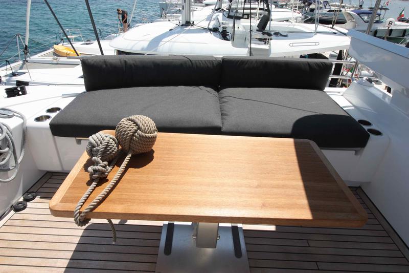 Book yachts online - catamaran - Lagoon 620 (10+3) - The Sun (TOR) (5 cab + 3 crew) (AC, WM, Generator, Inverter, Tender Lift) - rent