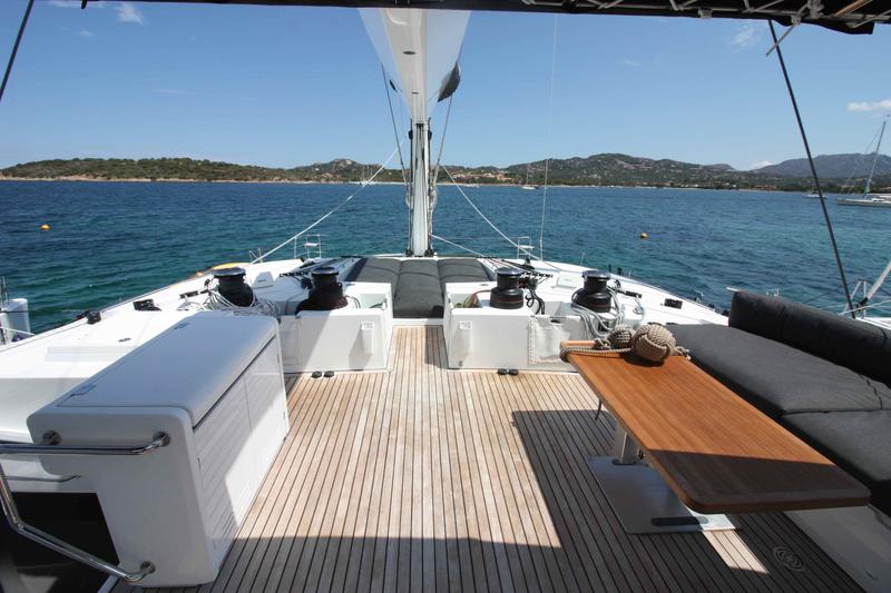 Book yachts online - catamaran - Lagoon 620 (10+3) - The Sun (TOR) (5 cab + 3 crew) (AC, WM, Generator, Inverter, Tender Lift) - rent