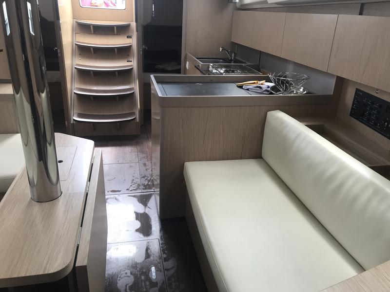 Book yachts online - sailboat - Oceanis 41.1 - Achemar - rent