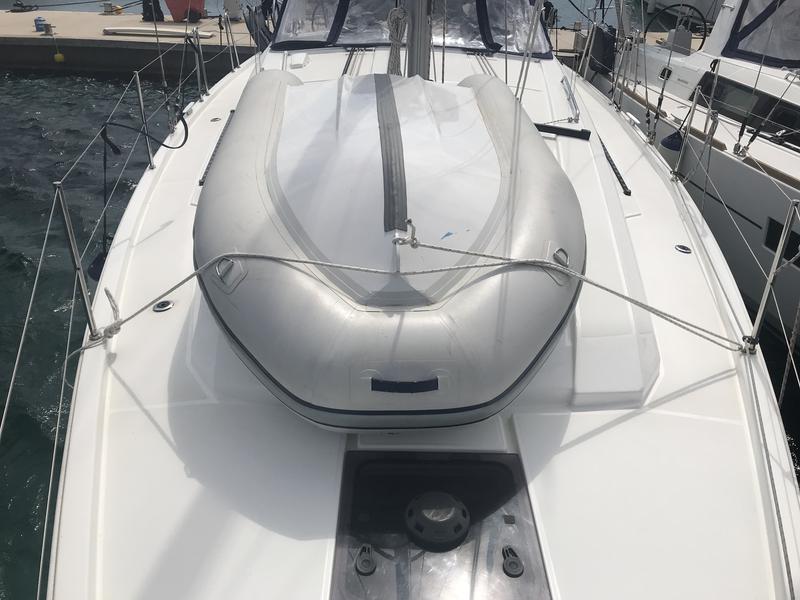 Book yachts online - sailboat - Oceanis 41.1 - Achemar - rent
