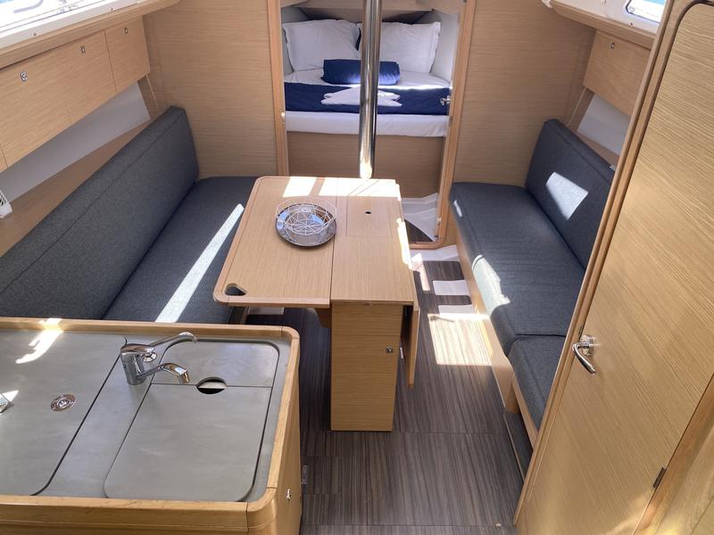 Book yachts online - sailboat - Dufour 360 Grand Large - Volpetta - rent