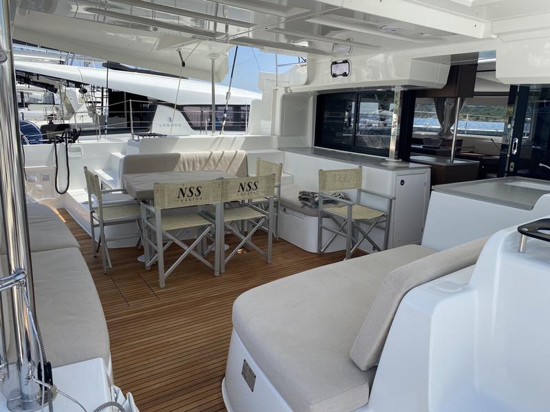 Book yachts online - catamaran - Lagoon 46 - Rolling Stones (A/C, WM, Generator, Inverter 12/220V) - rent