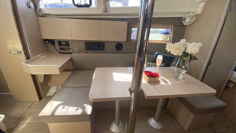 Book yachts online - sailboat - Oceanis 35.1 - Polis - rent