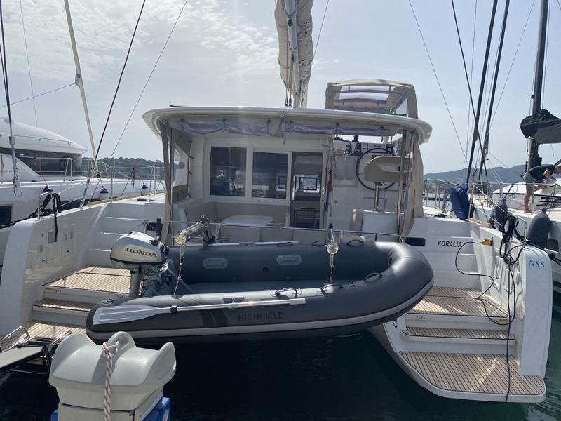 Book yachts online - catamaran - Lagoon 40 - Koralia - rent