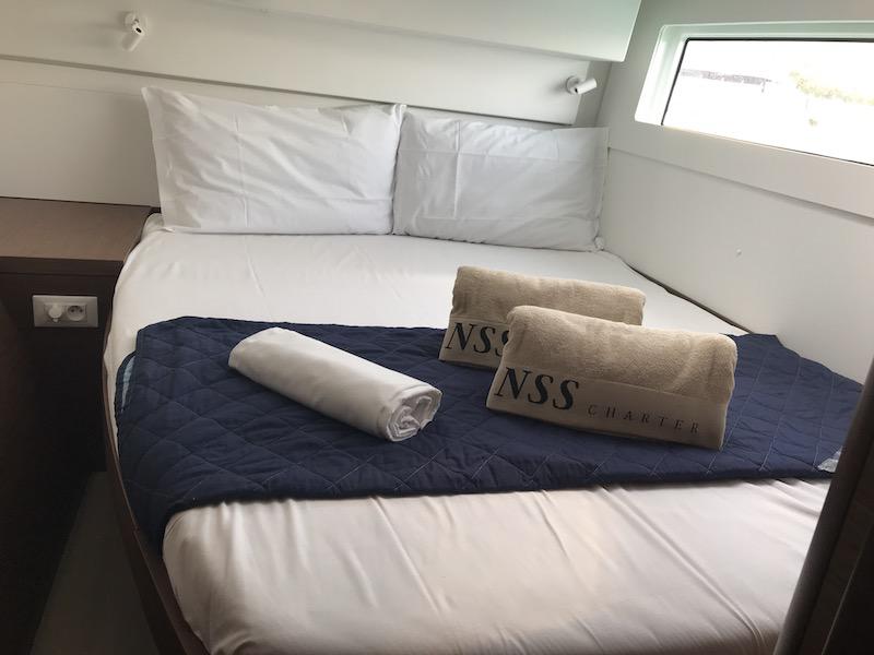 Book yachts online - catamaran - Lagoon 40 - Orso di Mare (WM, Inverter) - rent