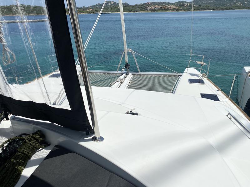 Book yachts online - catamaran - Lagoon 52F (5 cab) - Naka (MAR) - rent