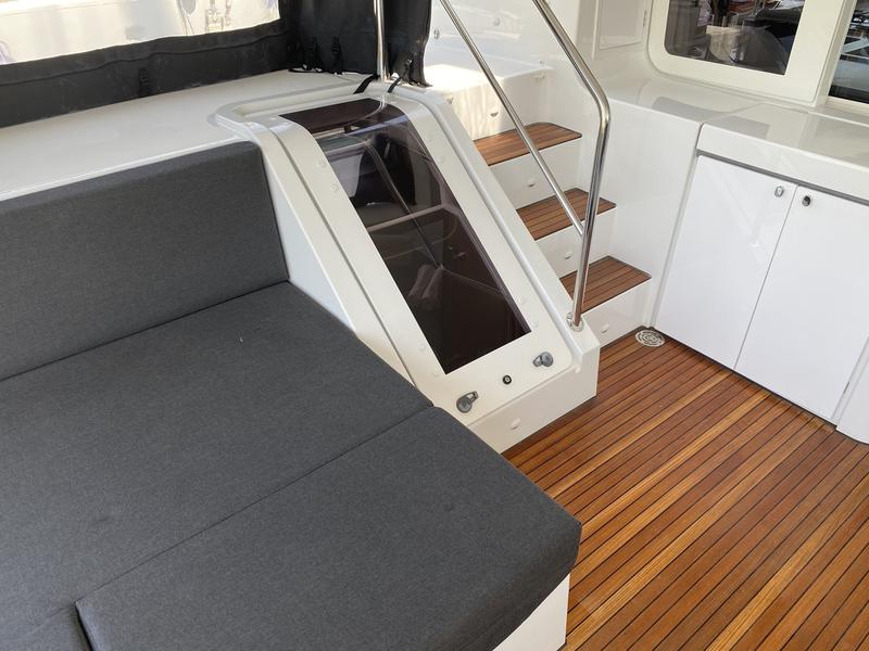 Book yachts online - catamaran - Lagoon 52F (5 cab) - Naka (MAR) - rent