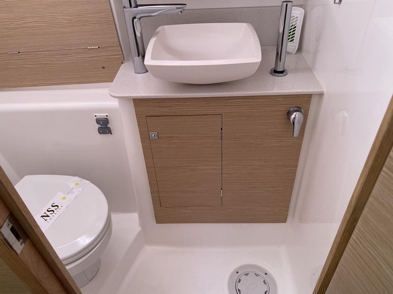 Book yachts online - sailboat - Dufour 390 Grand Large - Musica - rent