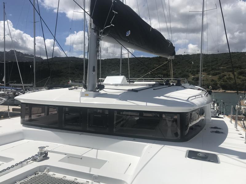 Book yachts online - catamaran - Lagoon 450F - Cor Caroli (A/C, WM, Generator, Inverter) - rent