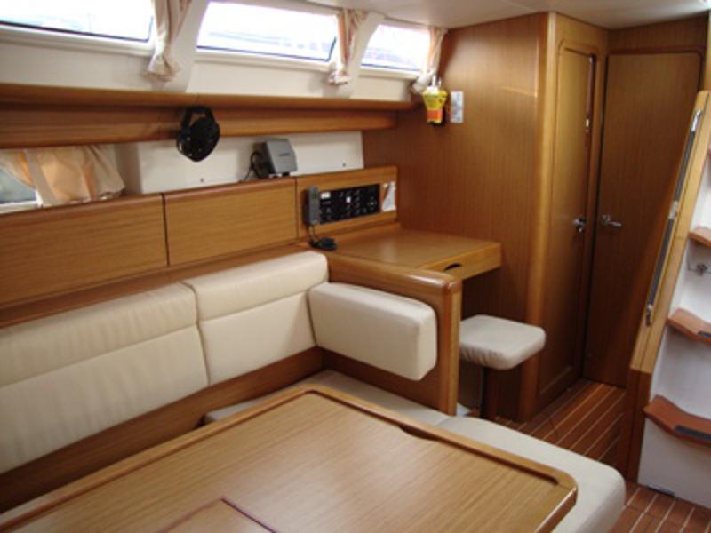 Book yachts online - sailboat - Sun Odyssey 44i - Iris - rent