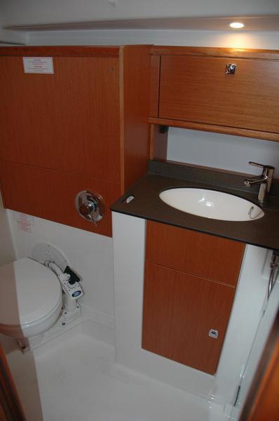 Book yachts online - sailboat - Bavaria Cruiser 51 - Astra - rent