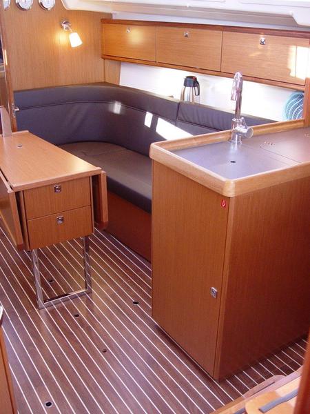 Book yachts online - sailboat - Bavaria Cruiser 34 - Merak - rent