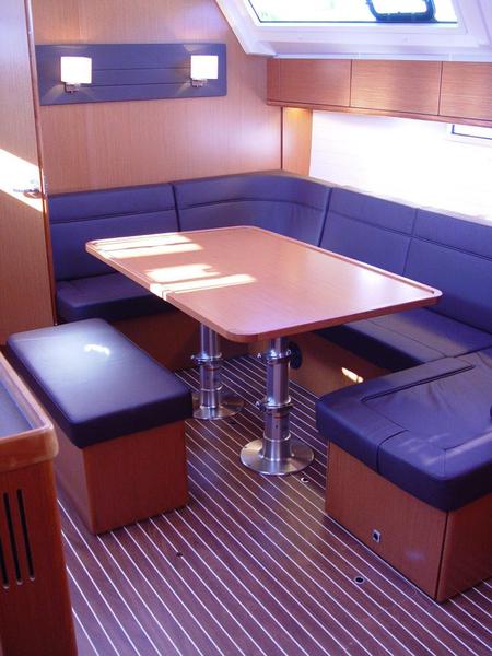 Book yachts online - sailboat - Bavaria Cruiser 46 - Fenice - rent
