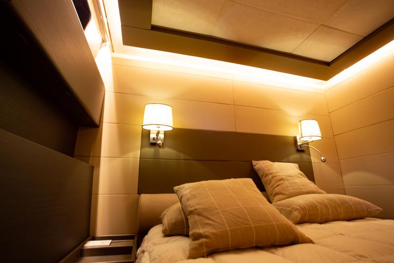Book yachts online - motorboat - Leopard 23 - Maeva Star - rent