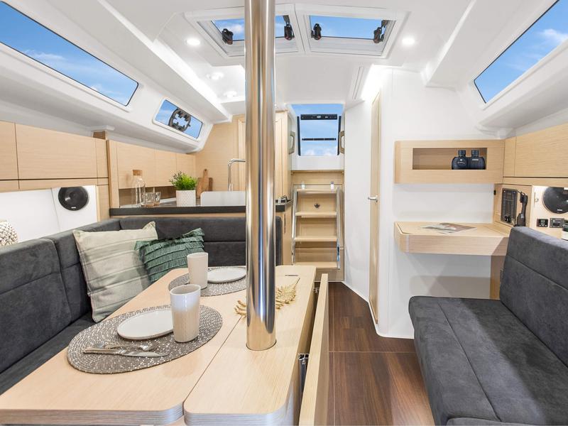 Book yachts online - sailboat - Hanse 348 - URSA - rent