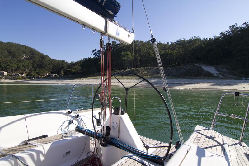 Book yachts online - sailboat - Elan Performance 37 - Sailway Uno - rent