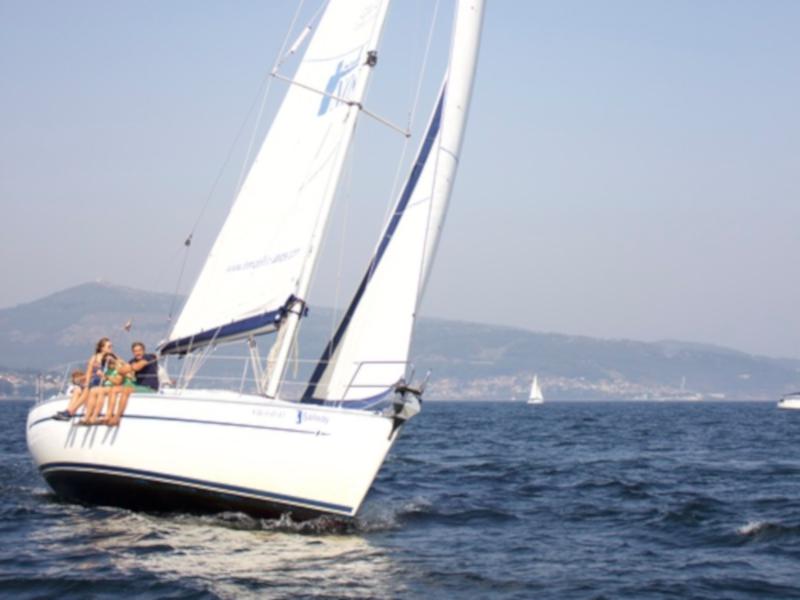 Book yachts online - sailboat - Bavaria 38 - Pillabans - rent