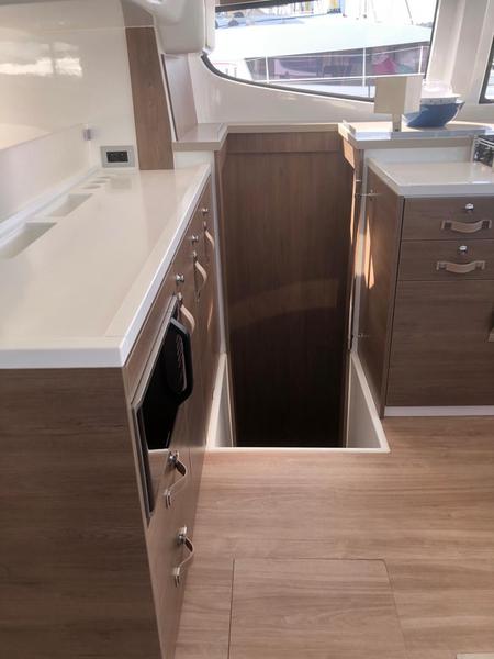 Book yachts online - catamaran - Bali 4.4 - KEEP CALM - rent