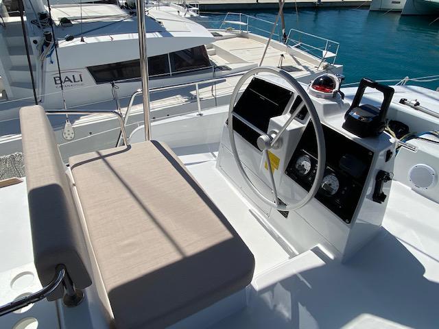Book yachts online - catamaran - Bali 4.6 Mira - MIRA - rent